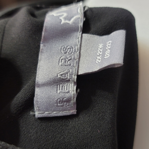 Black button up Shirt - Picture 4 of 5